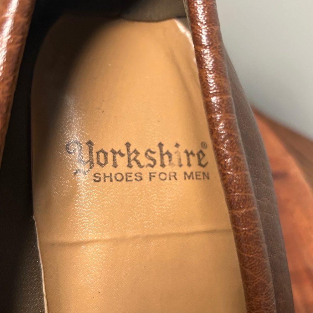 Vintage 80s Moccasin Slippers Yorkshire Shoes For Men Size 9 - Picture 4 of 8